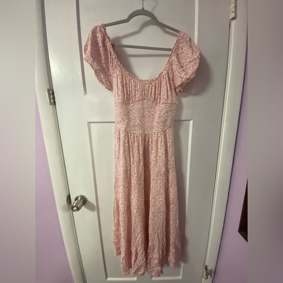 Aeropostale Dresses & Skirts - Aeropostale Pink Floral Maxi Dress